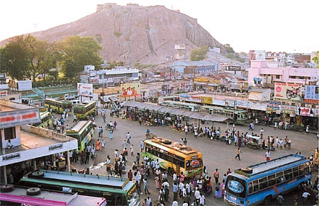 ‘ஊர்’வலம் - நாமக்கல் பொன்முட்டை போடும் ஊர்!