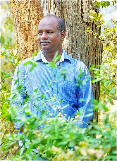 “நடுநாட்டு மக்கள் கதையை எழுத ஆள் இல்ல!” - கண்மணி குணசேகரன்