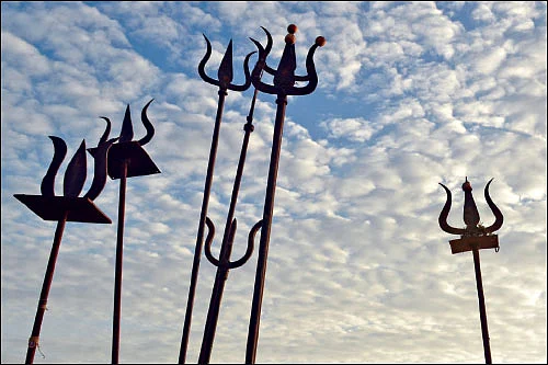 மண்... மக்கள்... தெய்வங்கள்! - 9