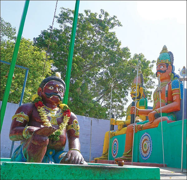 உறவுகளை ஒன்று சேர்க்கும் வனபோஜனம்!