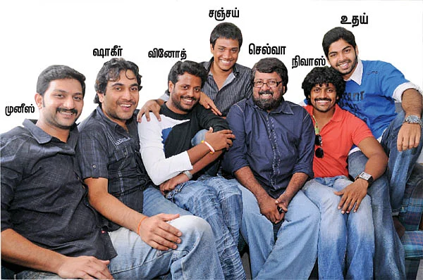 ''சினைகொண்ட சிங்கங்க நாங்க!''