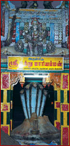 அருளும் பொருளும் தருவாள் அலங்கார நாயகி!