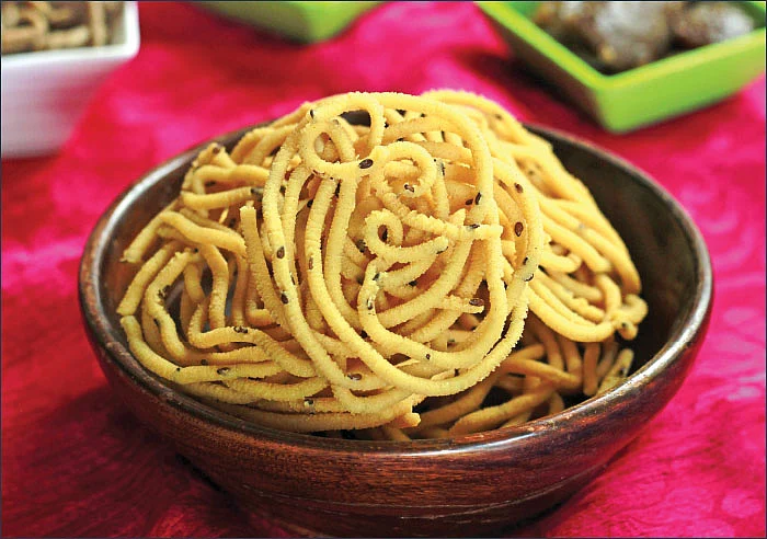 கருப்பட்டியில் அல்வா... வெல்லத்தில் மைசூர்பாக்!