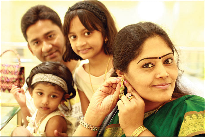 கடுகு டப்பா To கரன்ட் அக்கவுன்ட் - 10 - தங்கம் வாங்கப் போறீங்களா? கொஞ்சம் கவனிங்க!