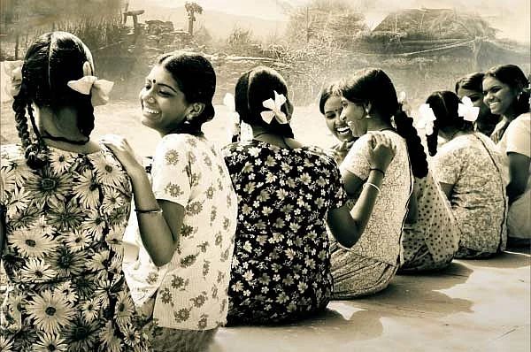 விளையாடும் வயதில்...