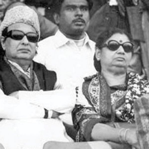 சசிகலா ஜாதகம் - 52 - ஜானகி ஆட்சியைக் கவிழ்க்க சதி!