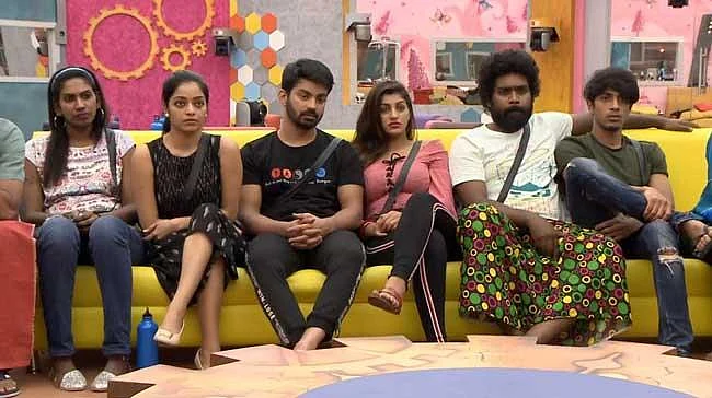 கட்டிப் பிடிச்சு கட்டிப் பிடிச்சு தலைவியான வைஷ்ணவி! #BiggBossTamil2