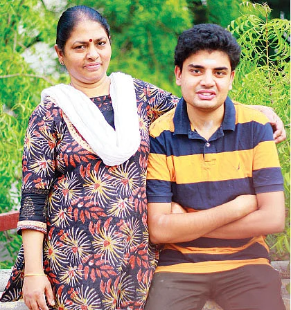 ''என் மகன், இப்ப வேலைக்குப் போறான்!''