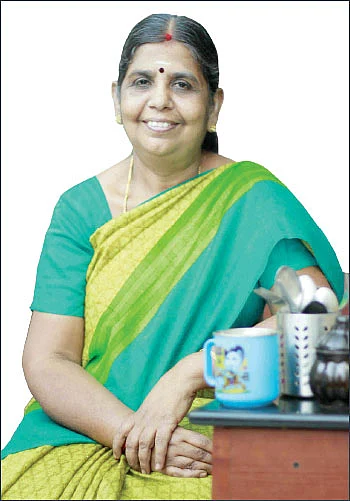 கருப்பட்டியில் அல்வா... வெல்லத்தில் மைசூர்பாக்!