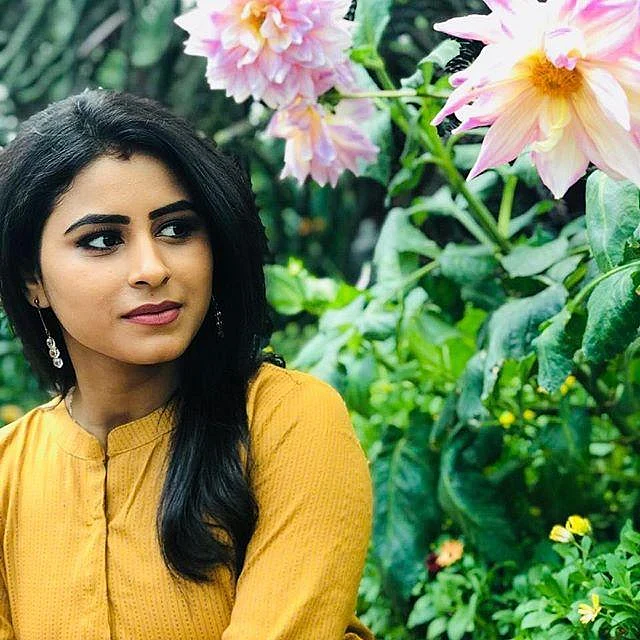 "பேப்பர்ல நியூஸ் போடுறதுக்கு முன்னாடி கிராஸ் செக் பண்ணியிருக்கலாம்'' - `ராஜா ராணி' ரித்திகா