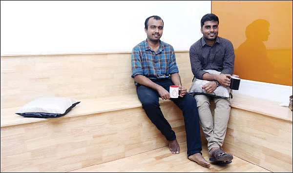 டெக்ஜாம்பவான்கள்! - #LetStartup - அச்சகங்களை இணைக்கும் அசத்தல் ஸ்டார்ட் அப்