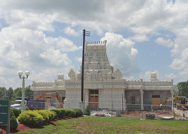 அமெரிக்க மண்ணில் அற்புத ஆலயங்கள்!
