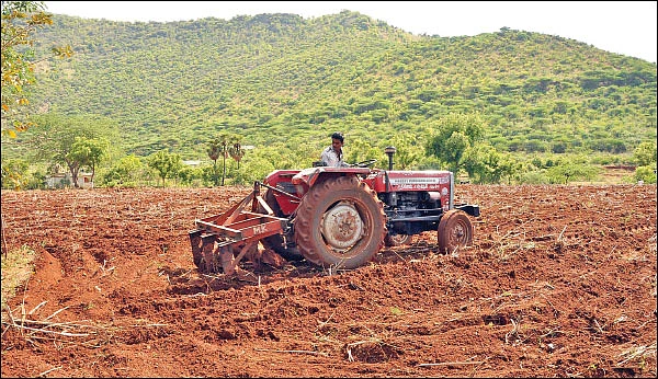 பண்ணைக் கருவிகளுக்குப் பலவிதமான மானியம்!