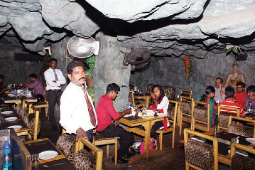மாத்தி யோசிக்கும் பிசினஸ்மேன்கள்!