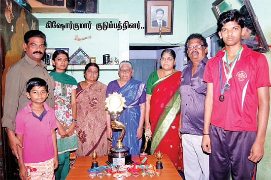 இது விளையாட்டுக் குடும்பம்!