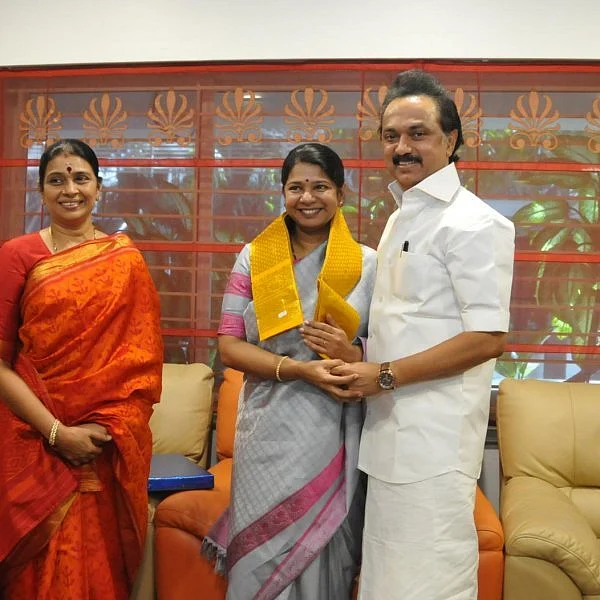 கனிமொழி - ஸ்டாலின்