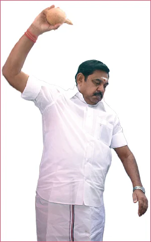 ”வீரம் குன்றா வேலுநாச்சிகளே... தீரம்மிக்க தில்லையாடி வள்ளியம்மைகளே!”
