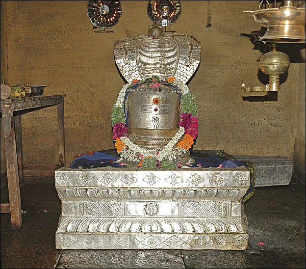 தோஷம் தீர்க்கும் லிங்கங்கள்!