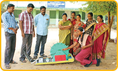 நாற்று நடலாம் எளிதாக! - அரசுப் பள்ளி மாணவியின் அசத்தல் கண்டுபிடிப்பு