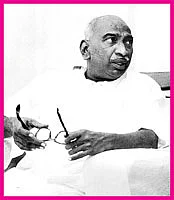 விகடன் மேடை : தமிழருவி மணியன்