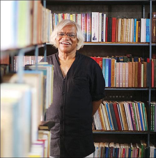 புத்தகங்களால் ஆன வீடு - வரவனை செந்தில்