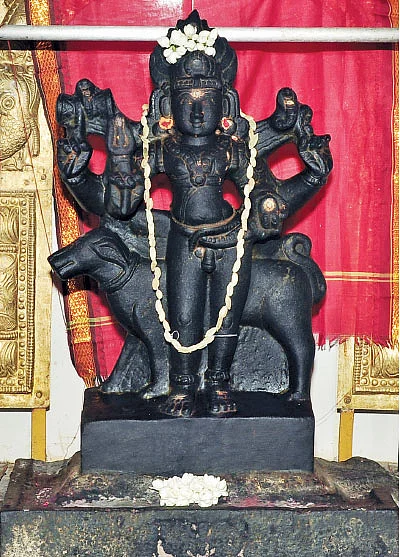 கஷ்டங்கள் தீர்க்கும்... பைரவ தரிசனம்!