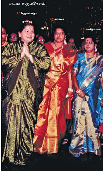சசிகலா ஜாதகம் - 28 - உள்ளம் கொதித்தது உதடு சிரித்தது!