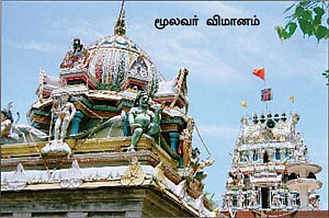 சின்ன திருச்செந்தூரில் கடலில் நடக்கும் தெப்பத் திருவிழா!