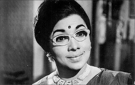 அவள் கிளாஸிக்ஸ்