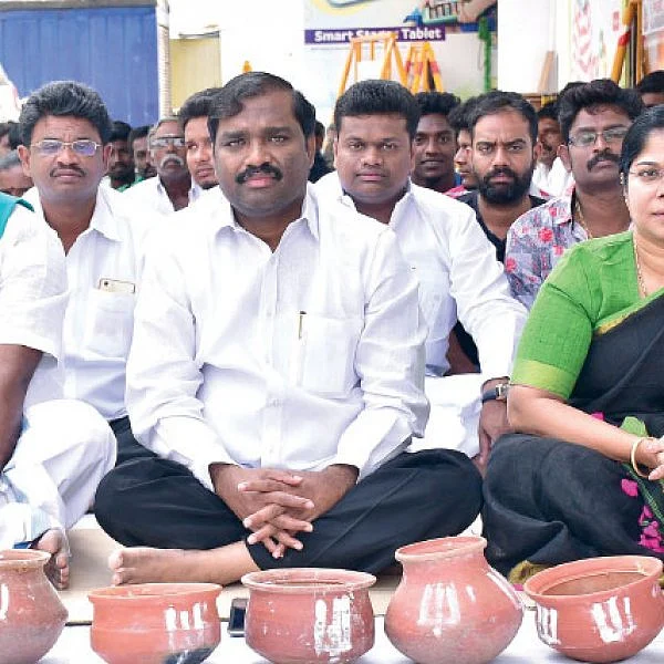 பயிர்க் காப்பீடு ரூ.340 கோடி பட்டை நாமம்?