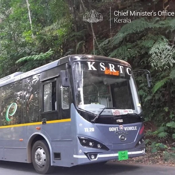 கேரளாவில் வெற்றிக் கொடிகட்டும் இ-பஸ் சேவை! -முதல்வர் பினராயி பெருமிதம்