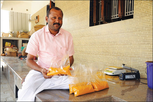 கொஞ்சம் ப்ளஸ்... நிறைய லாபம்! - மகத்தான லாபம் தரும் மஞ்சள்! - 10