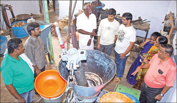 நம்மாழ்வார் சொல்லிய மதிப்புக்கூட்டும் மந்திரம்! - ஒரு நாள் விவசாயி! பருவம்-2