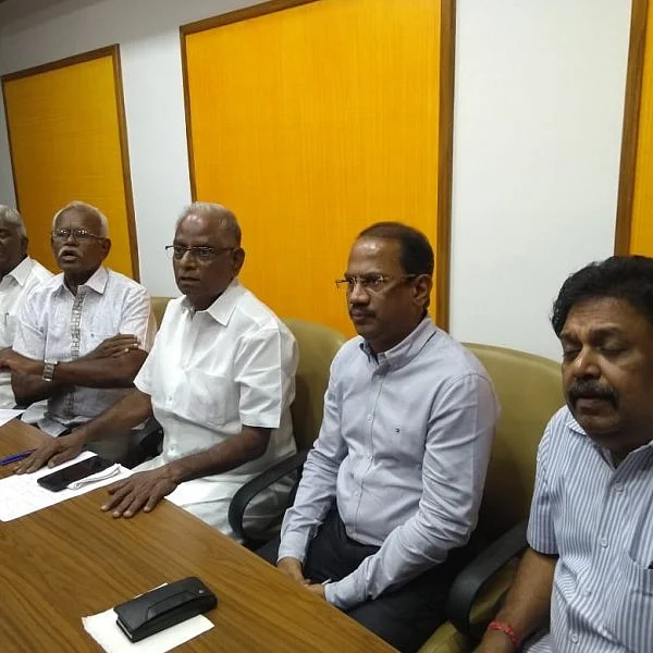 சண்டக்கோழி 2 படத்தை வெளியிட மாட்டோம் - திரையரங்க உரிமையாளர்கள் அறிவிப்பு!