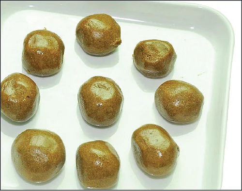 தித்திக்குதே..!