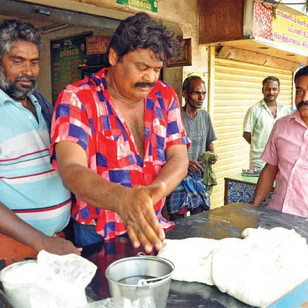 ஆட்டமா, தேரோட்டமா...