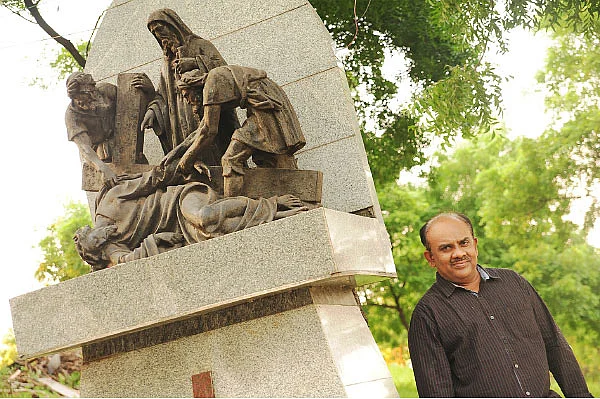 "புனைவுகளின் வழியே வரலாற்றை விசாரணை செய்கிறேன்!” - எஸ்.ராமகிருஷ்ணன்