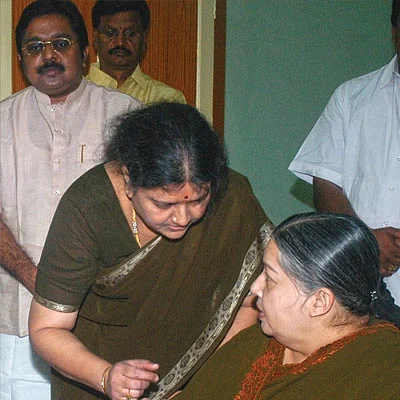 சசிகலா ஜாதகம் - 20 - “சசிகலா... என் அக்கவுன்ட்டன்ட்!”
