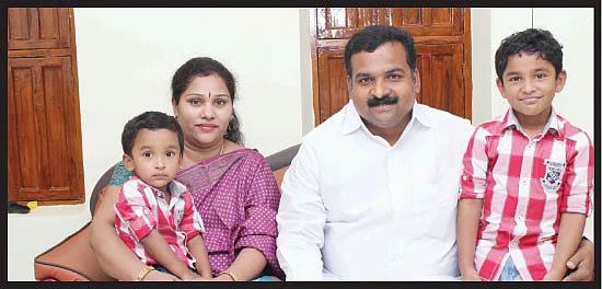 'அன்பான மனைவி... அழகான குழந்தைகள்!'