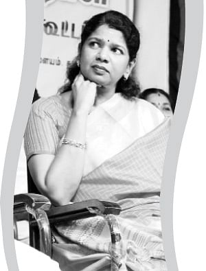 ''மொழிப்போர் தியாகிகள் கூட்டம் கூட்ட யாருக்கு தகுதி இருக்கிறது?''