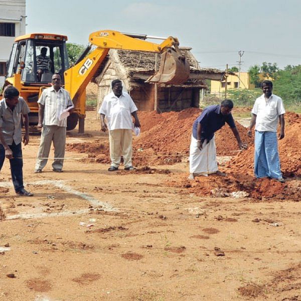 குறைக்கவில்லை... அதிகரித்திருக்கிறார்கள்... தமிழக அரசின் கைடுலைன் வேல்யூ மேஜிக்!