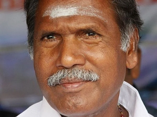 புதுச்சேரி: `முதல்வர் ரங்கசாமிக்கு கொரோனா பாசிட்டிவ்!’ - தொடர் காய்ச்சலால் சென்னையில் சிகிச்சை