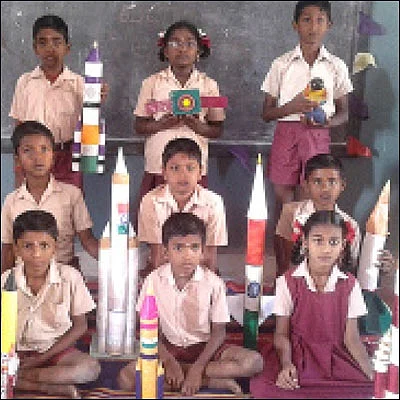 விண்ணை நோக்கிப் பயணித்தவர்கள்!