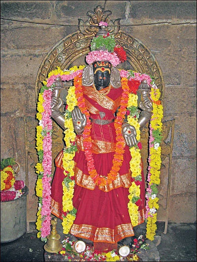 சூரிய பூஜை... பனையபுரத்தின் அற்புதம்!