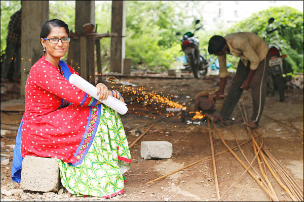 எழுத்துக்கு அப்பால்! - வெ.நீலகண்டன்