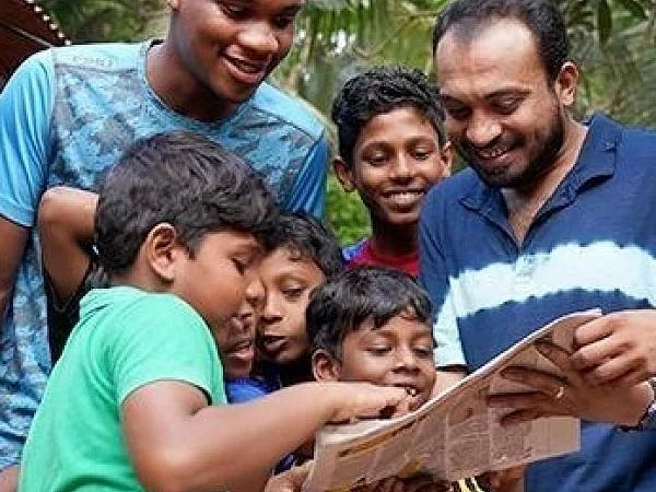 ``சுடானி ஃப்ரம் நைஜீரியா... குடல் அழைக்கும் பசியை மறக்க பந்தாட்டம் பழகினவன் கதை!" - மலையாள கிளாசிக் - 25