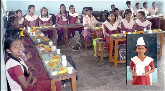 வகுப்பு அறையில் உணவுத் திருவிழா !