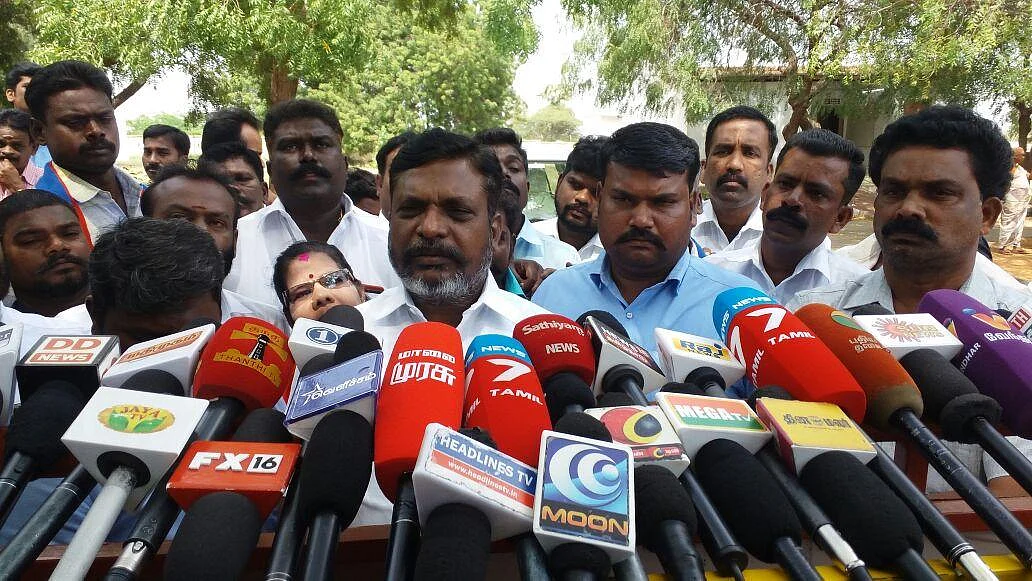 `திசைதிருப்பும் செயல்!’ - தூத்துக்குடி ஸ்டெர்லைட் ஆலைக்கு எதிராகக் கொந்தளிக்கும் திருமாவளவன்