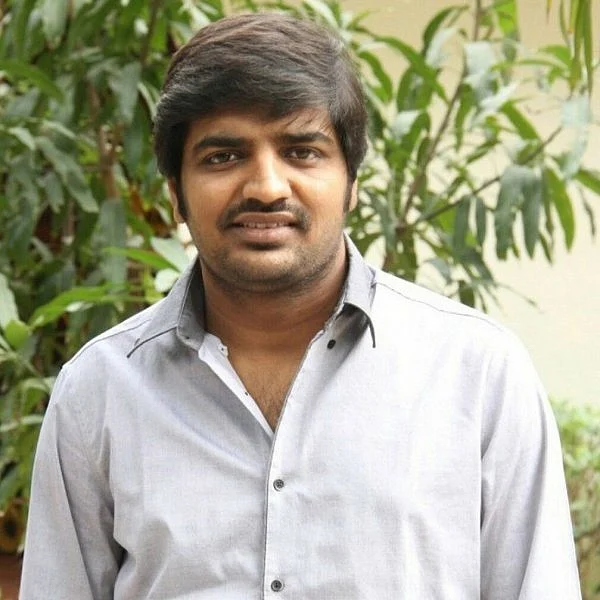 `சதீஷ்னாலே அந்த சிம்பன்ஸிக்கு ஆகாது!’ - `கொரில்லா’ பட இயக்குநர் சாண்டி