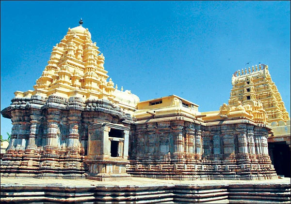பஞ்ச லட்சுமிதிருத்தலம் நாகமங்களா!